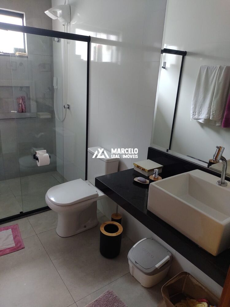 Casa, 4 quartos, 214 m² - Foto 3