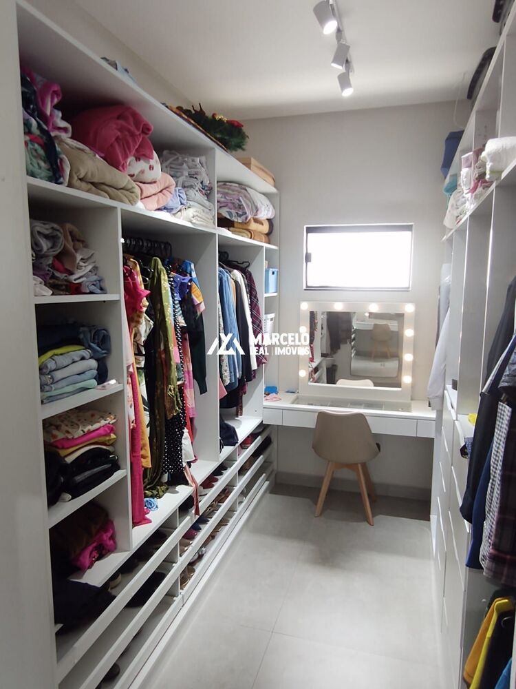 Casa, 4 quartos, 214 m² - Foto 6