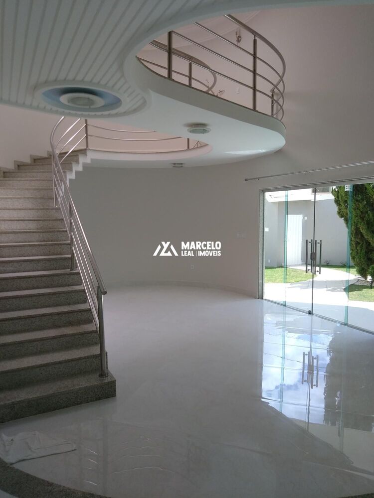 Casa à venda com 4 quartos, 375m² - Foto 5