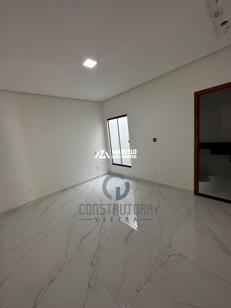 Casa à venda com 3 quartos, 78m² - Foto 8