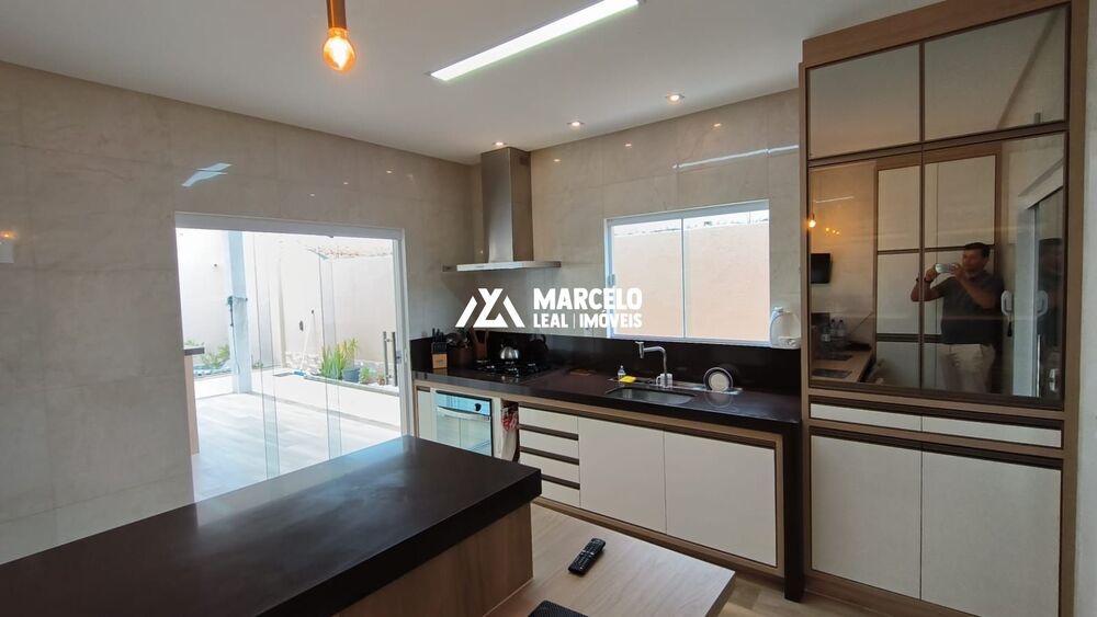 Casa, 3 quartos, 248 m² - Foto 15