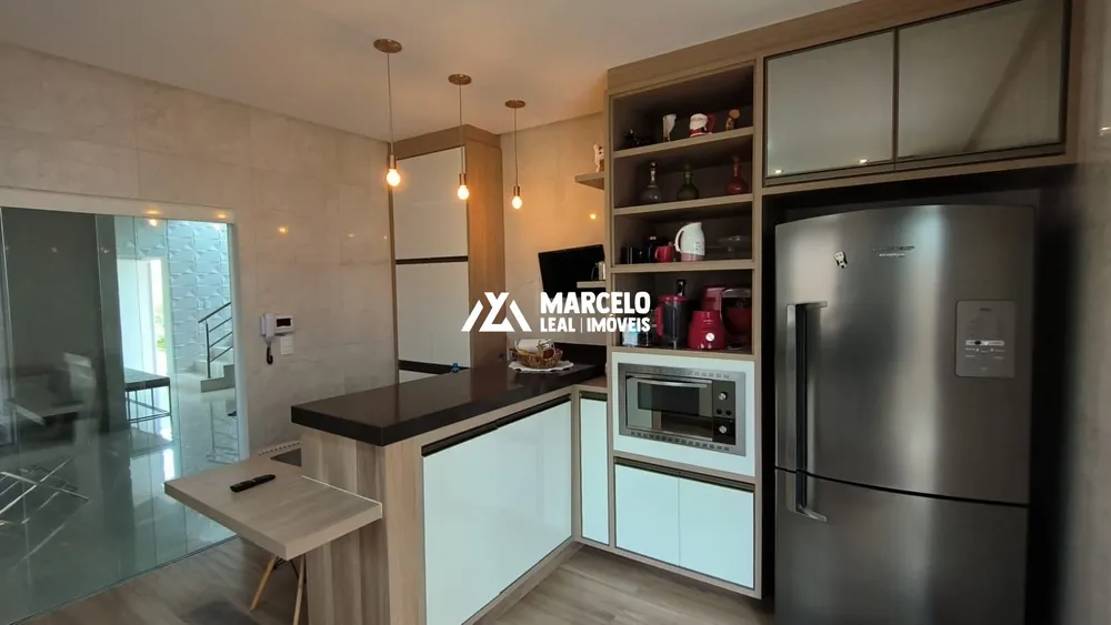 Casa, 3 quartos, 248 m² - Foto 8