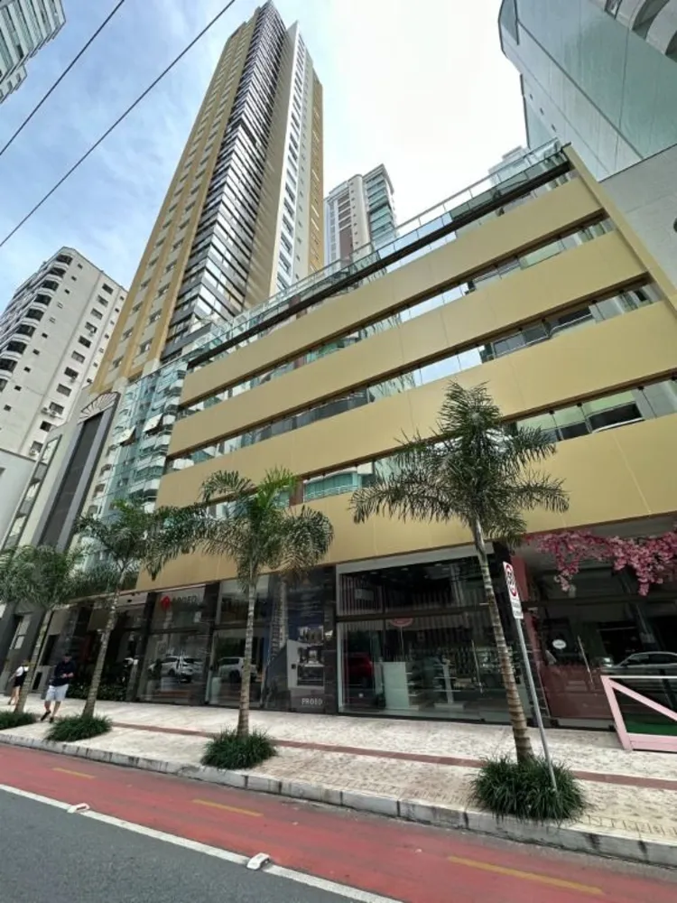 Apartamento, 3 quartos, 119 m² - Foto 2