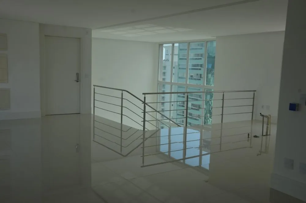 Cobertura, 3 quartos, 350 m² - Foto 4