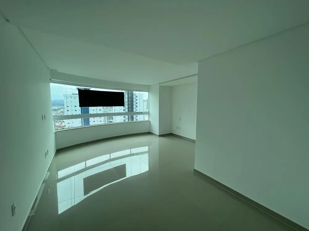 Cobertura, 4 quartos, 242 m² - Foto 3