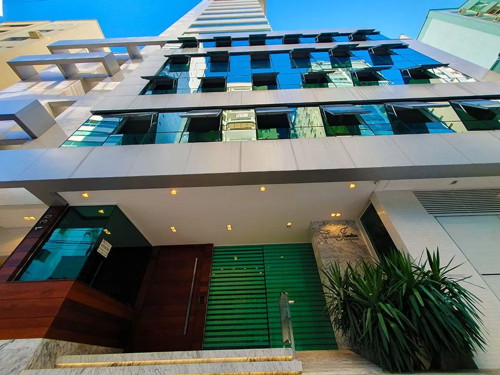 Apartamento, 3 quartos, 145 m² - Foto 2