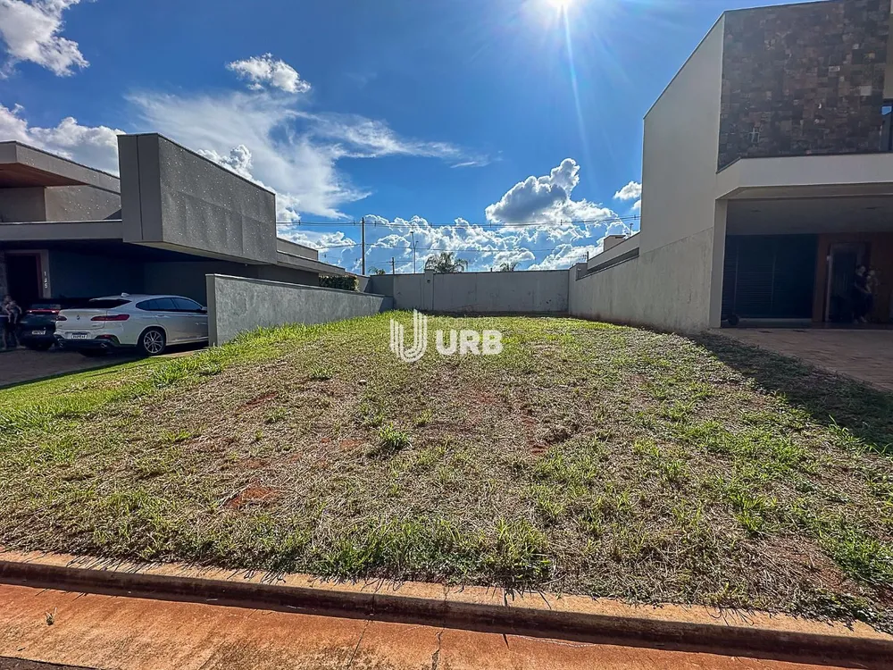 Loteamento e Condomínio, 252 m² - Foto 2