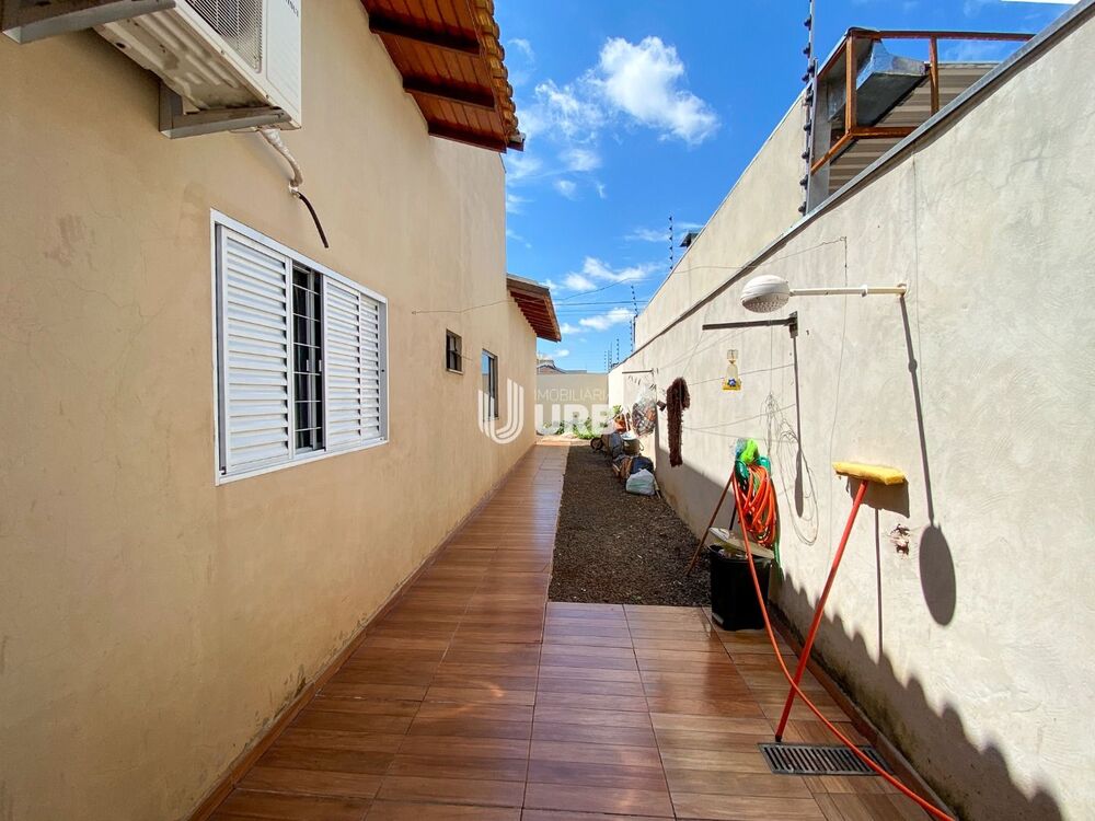 Casa, 4 quartos, 236 m² - Foto 26