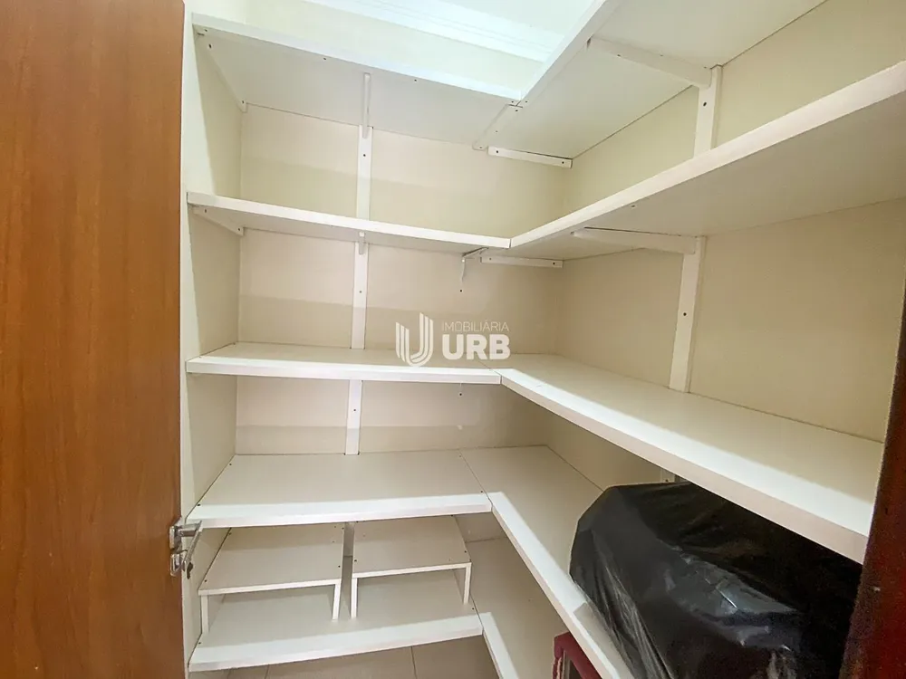 Casa, 3 quartos, 230 m² - Foto 7