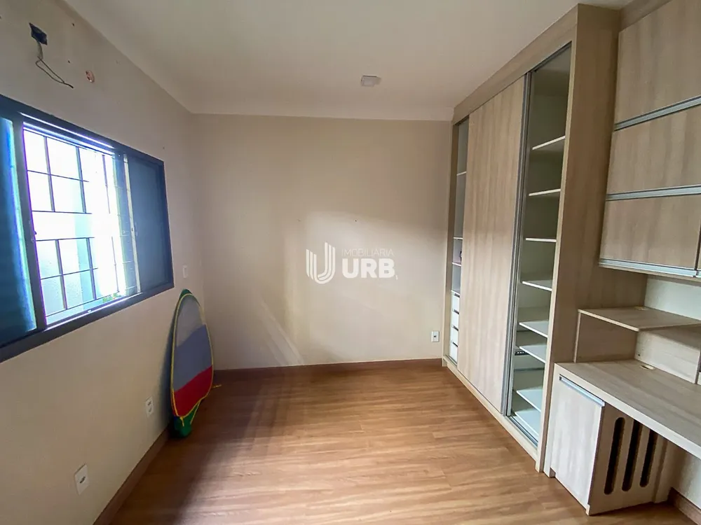 Casa, 3 quartos, 230 m² - Foto 12