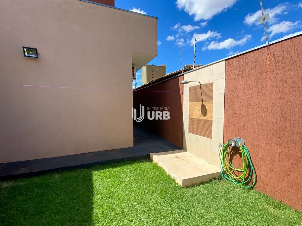 Casa, 3 quartos, 240 m² - Foto 22