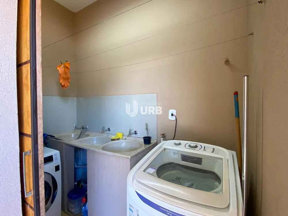 Casa, 3 quartos, 240 m² - Foto 19