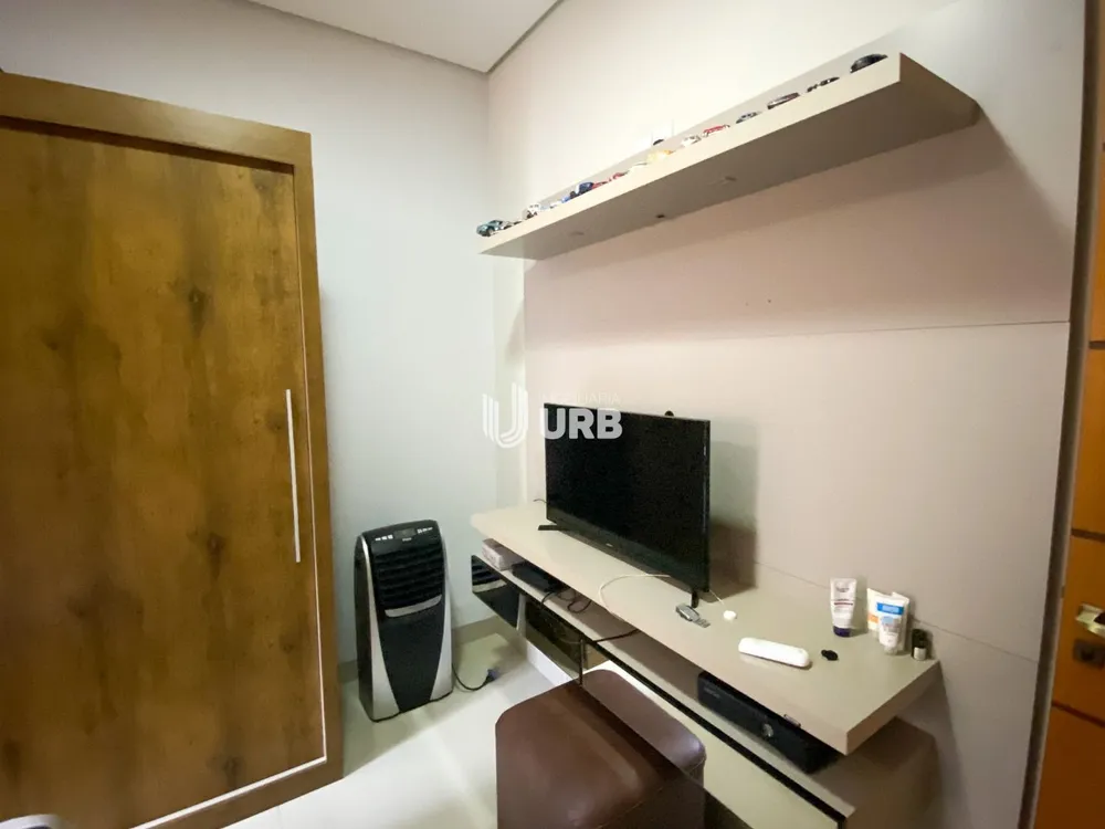 Casa, 3 quartos, 240 m² - Foto 10