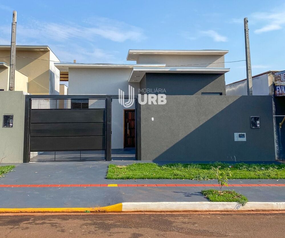 Casa à venda com 3 quartos, 83m² - Foto 1