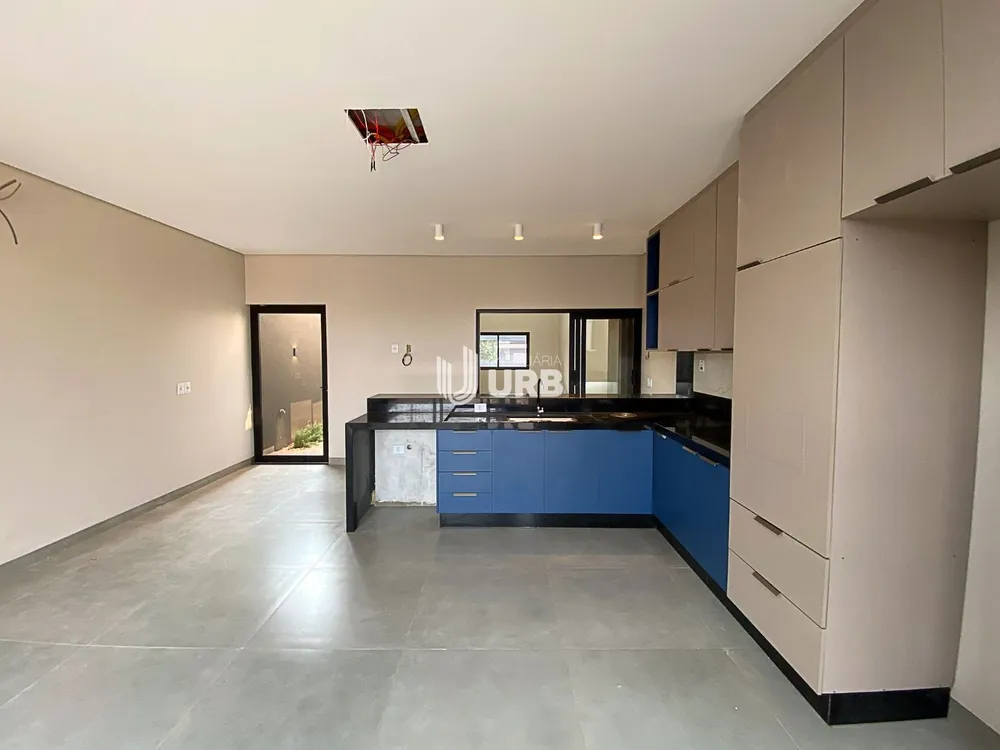 Casa, 4 quartos, 230 m² - Foto 15