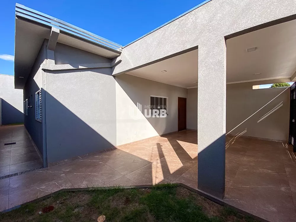 Casa à venda com 3 quartos, 98m² - Foto 4