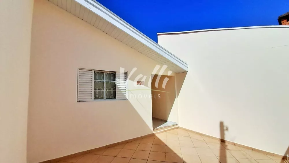 Casa à venda com 2 quartos, 125m² - Foto 1