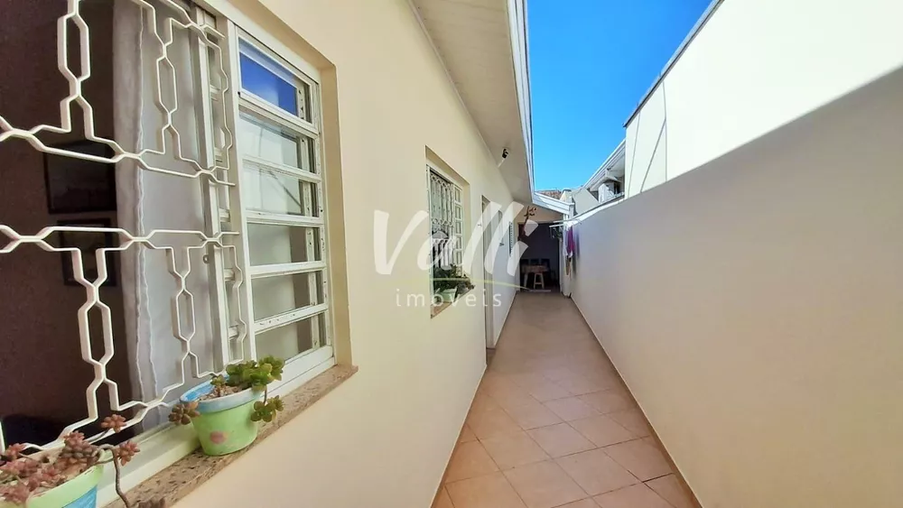 Casa à venda com 2 quartos, 125m² - Foto 2