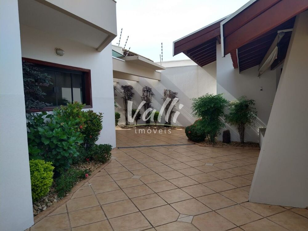 Casa à venda com 3 quartos - Foto 1