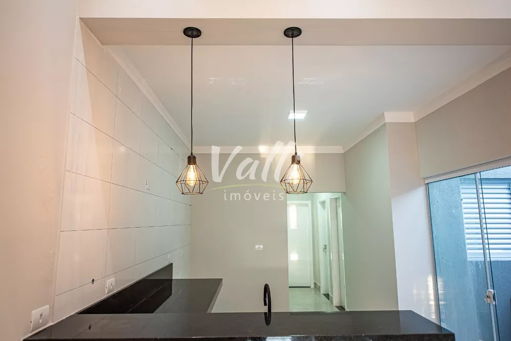 Casa à venda com 3 quartos, 156m² - Foto 2