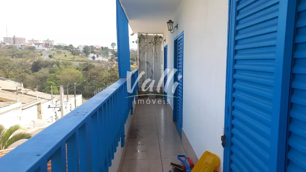 Casa à venda com 6 quartos, 265m² - Foto 3