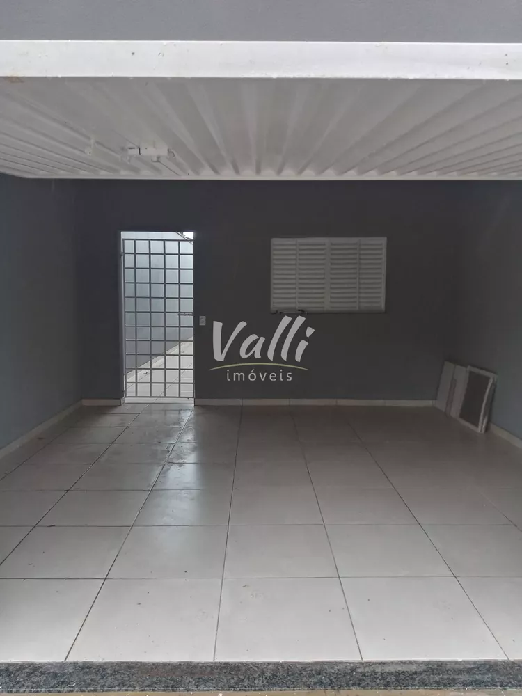 Casa à venda com 3 quartos, 125m² - Foto 1