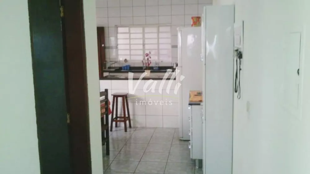 Casa à venda com 3 quartos, 150m² - Foto 2