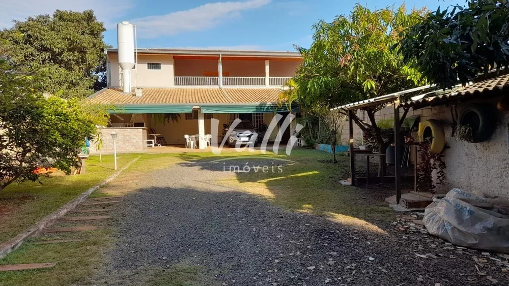 Chácara à venda com 4 quartos, 2000m² - Foto 1