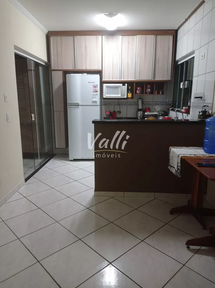 Casa à venda com 2 quartos, 150m² - Foto 1