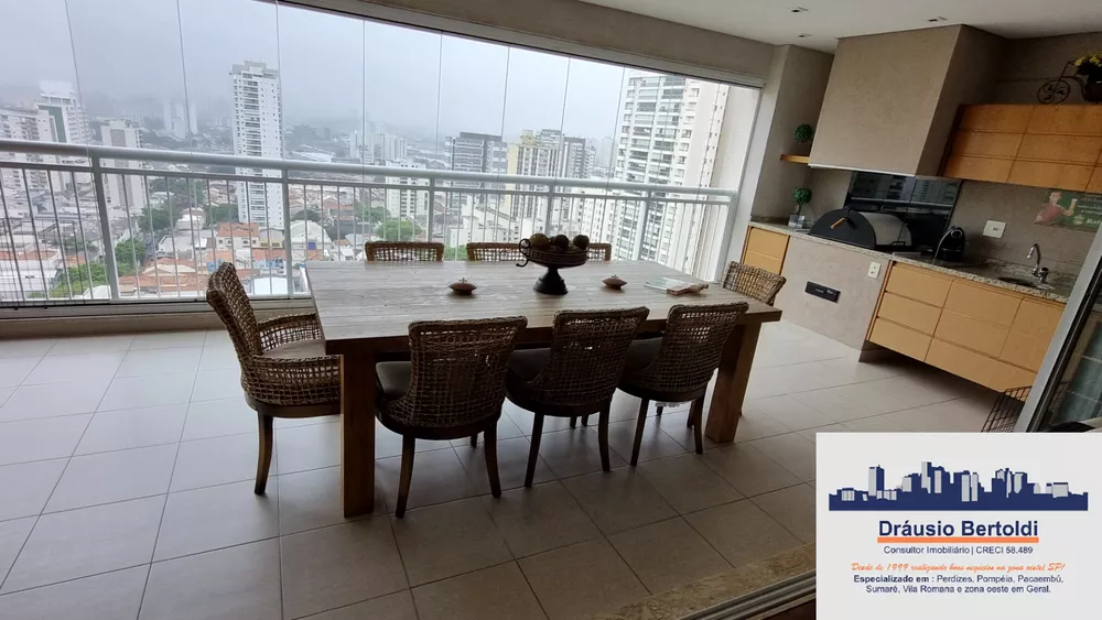 Apartamento à venda com 4 quartos, 206m² - Foto 1