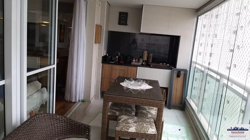 Apartamento à venda com 4 quartos, 141m² - Foto 4