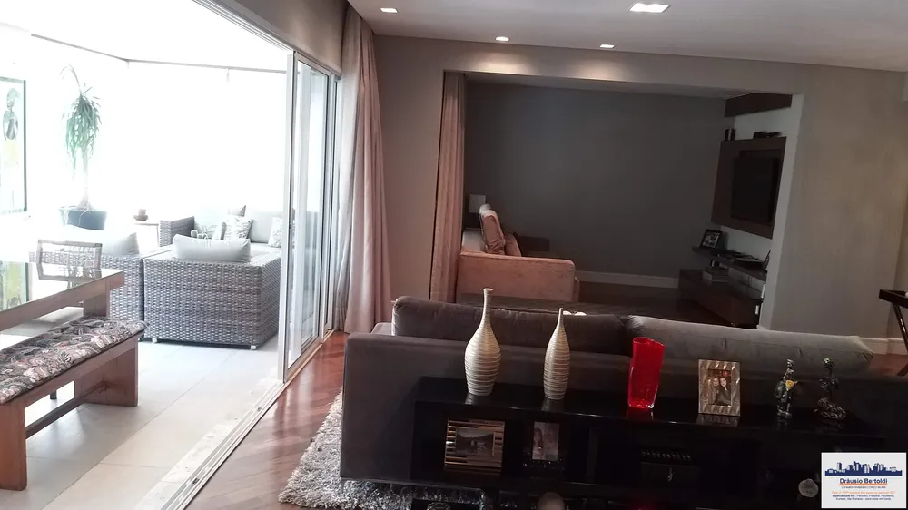 Apartamento, 4 quartos, 206 m² - Foto 1