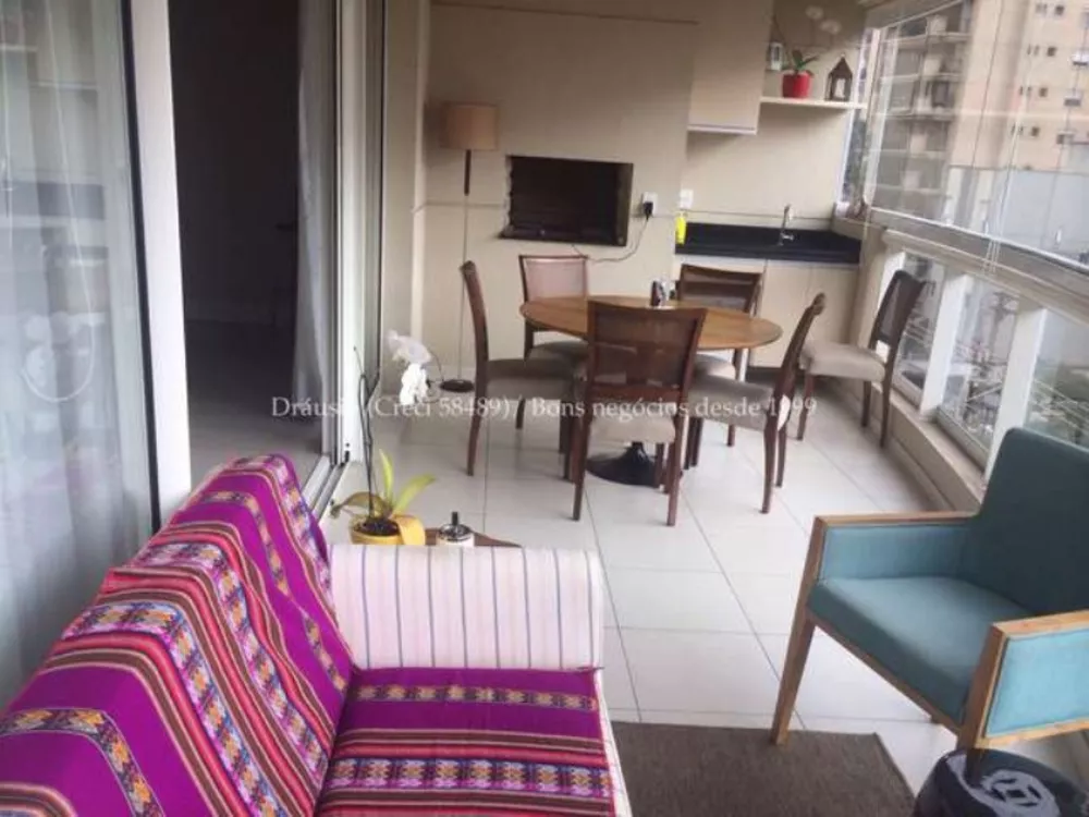 Apartamento à venda com 4 quartos, 180m² - Foto 1