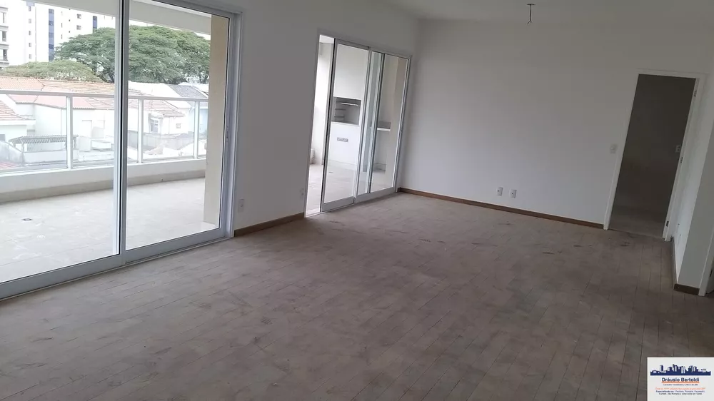 Apartamento à venda com 4 quartos, 176m² - Foto 1