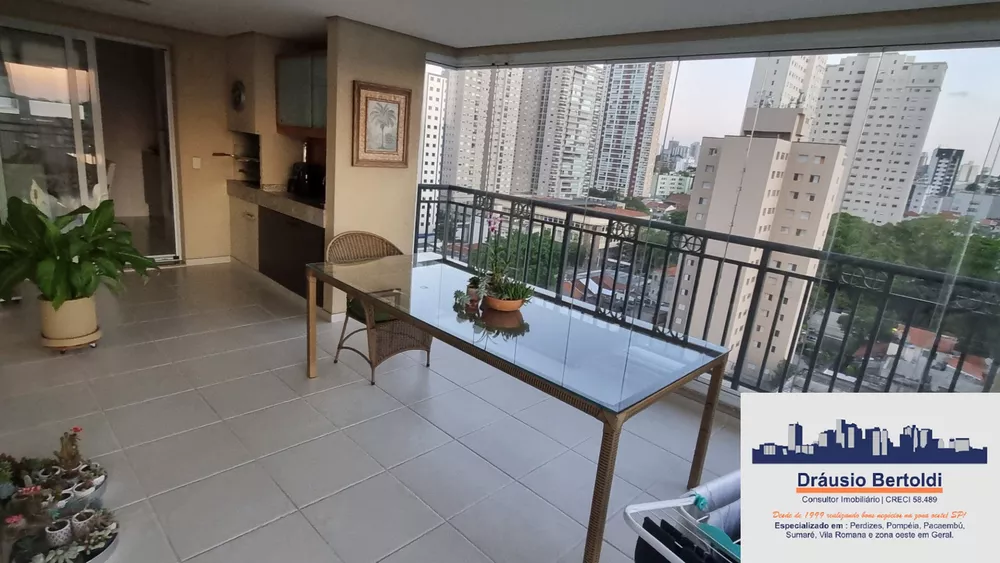 Apartamento à venda com 4 quartos, 223m² - Foto 2