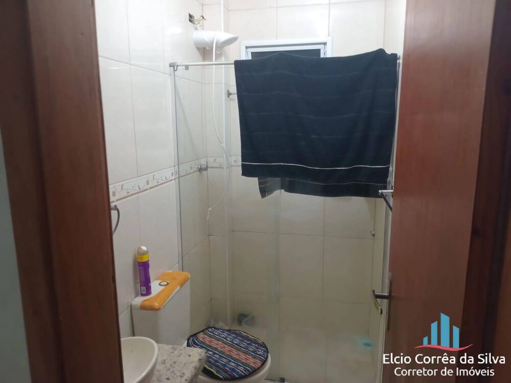 Casa à venda com 2 quartos, 80m² - Foto 4