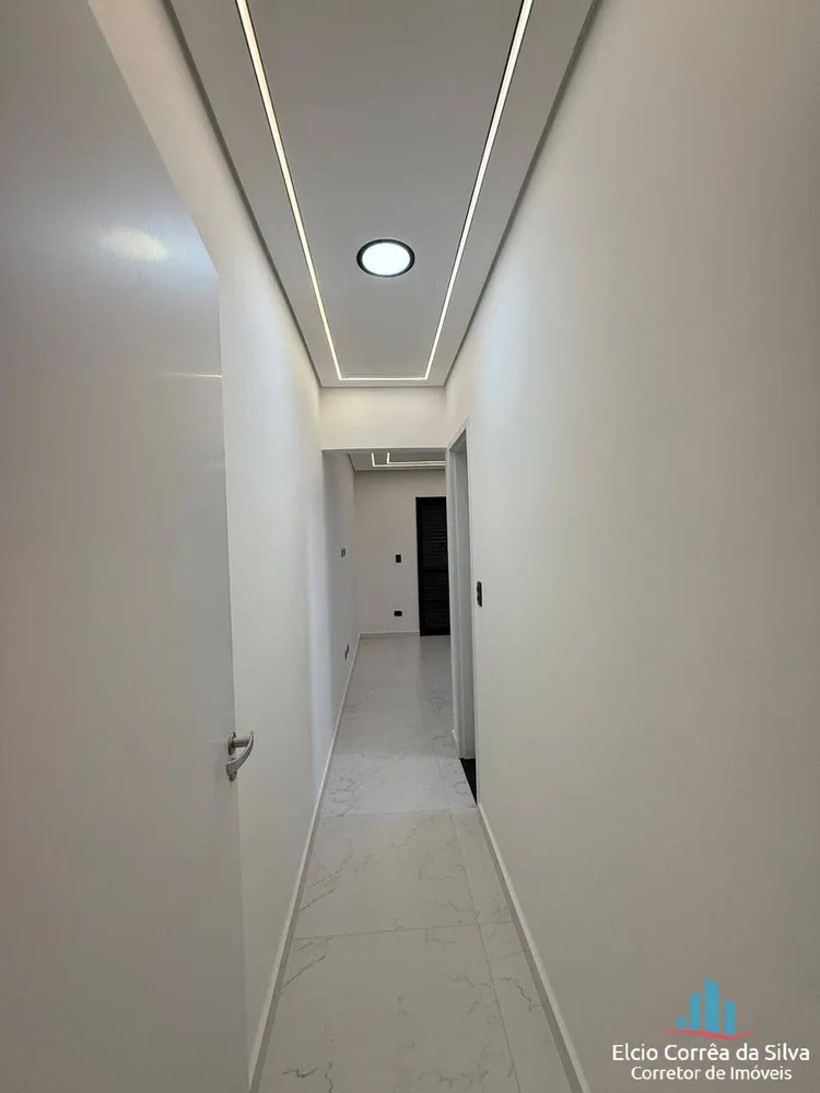 Casa, 4 quartos, 204 m² - Foto 1