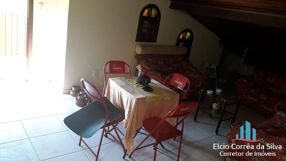 Casa para alugar com 5 quartos, 300m² - Foto 3