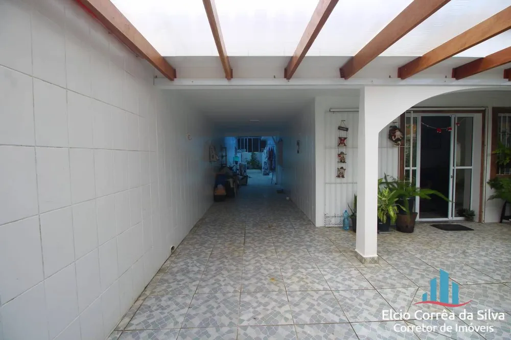 Casa, 3 quartos, 252 m² - Foto 6