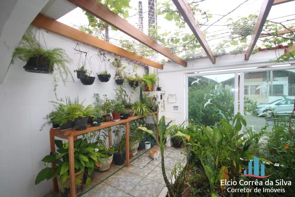 Casa, 3 quartos, 252 m² - Foto 2