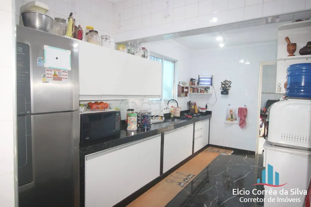 Casa, 3 quartos, 252 m² - Foto 8