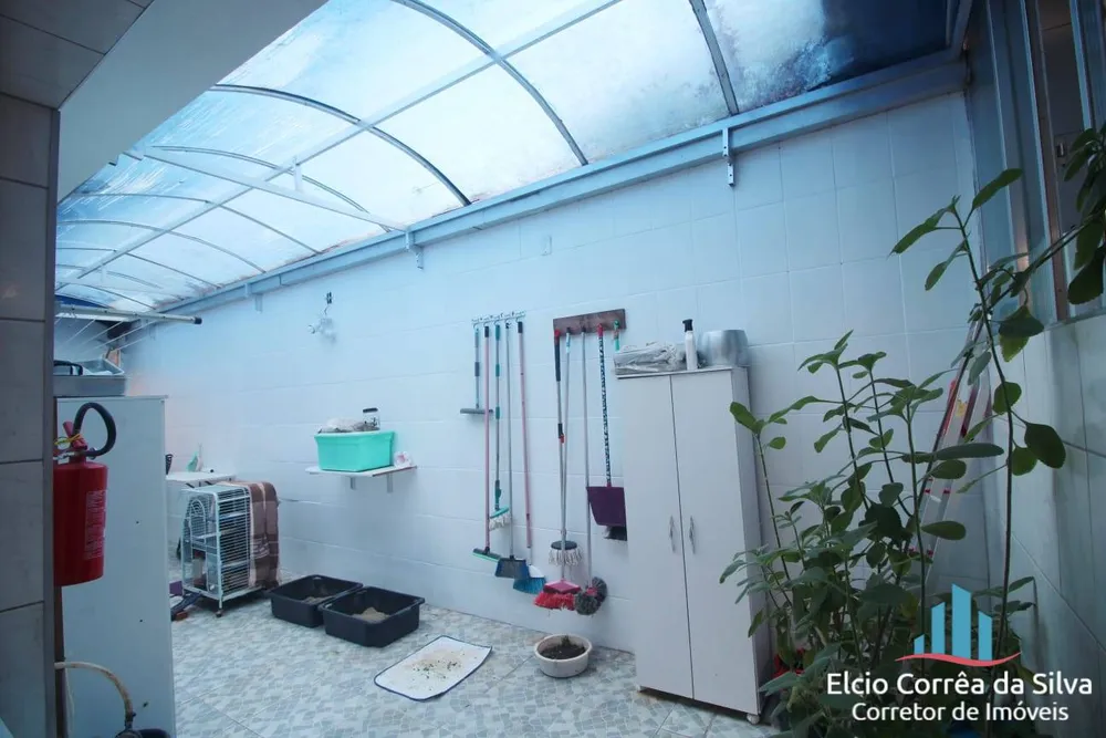Casa, 3 quartos, 252 m² - Foto 5