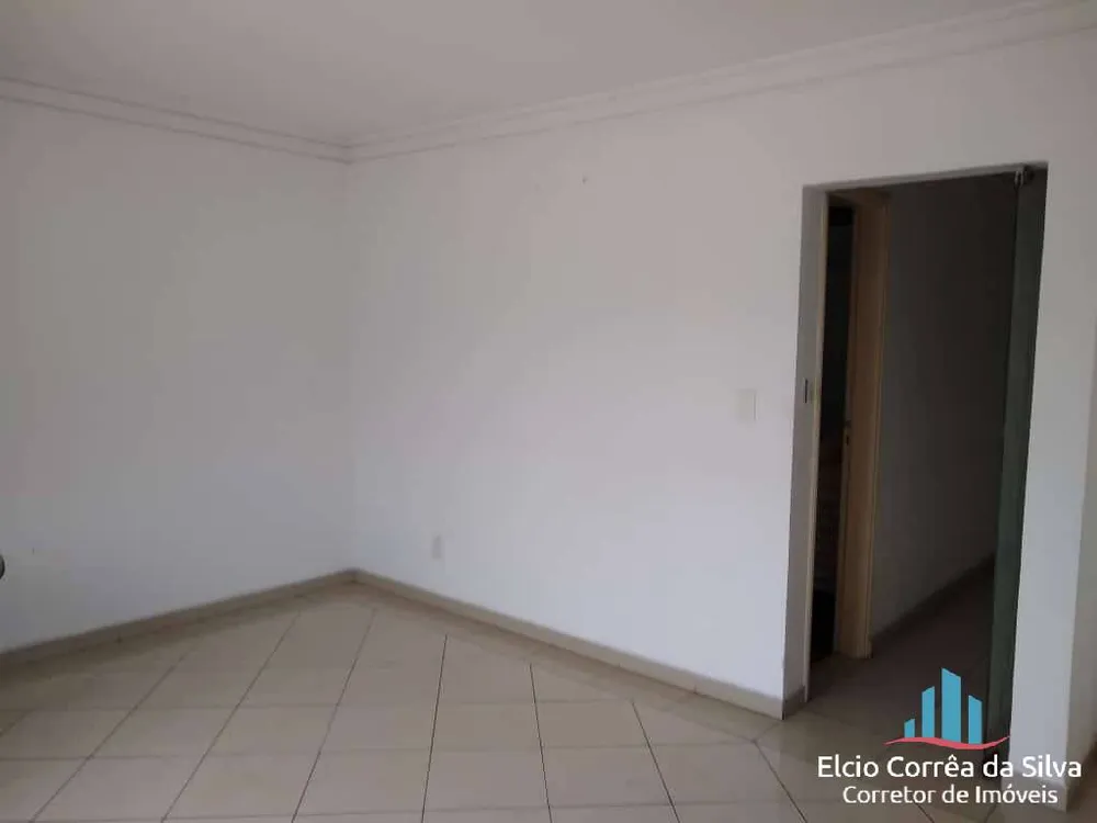 Casa, 3 quartos, 240 m² - Foto 2