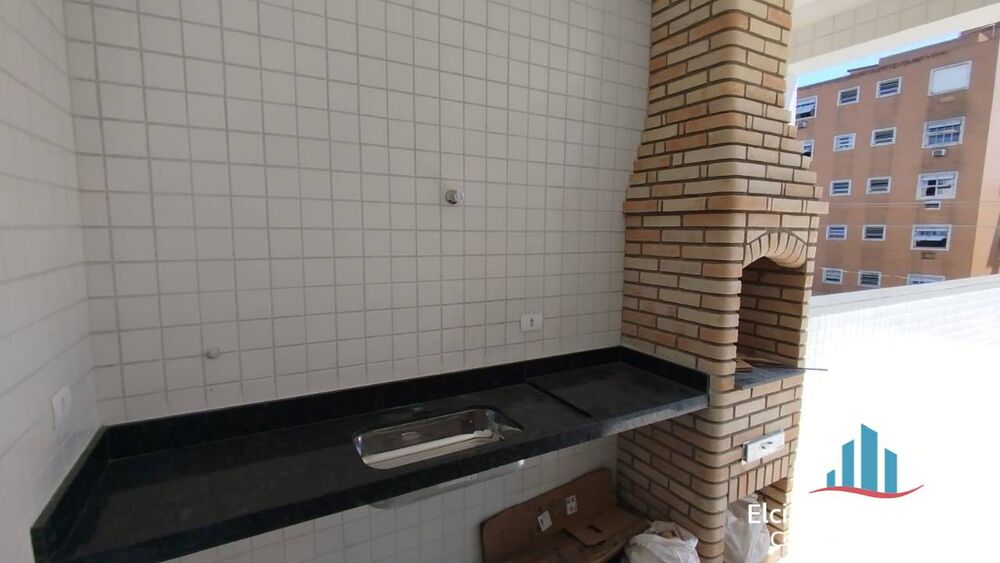 Casa à venda com 3 quartos, 220m² - Foto 1