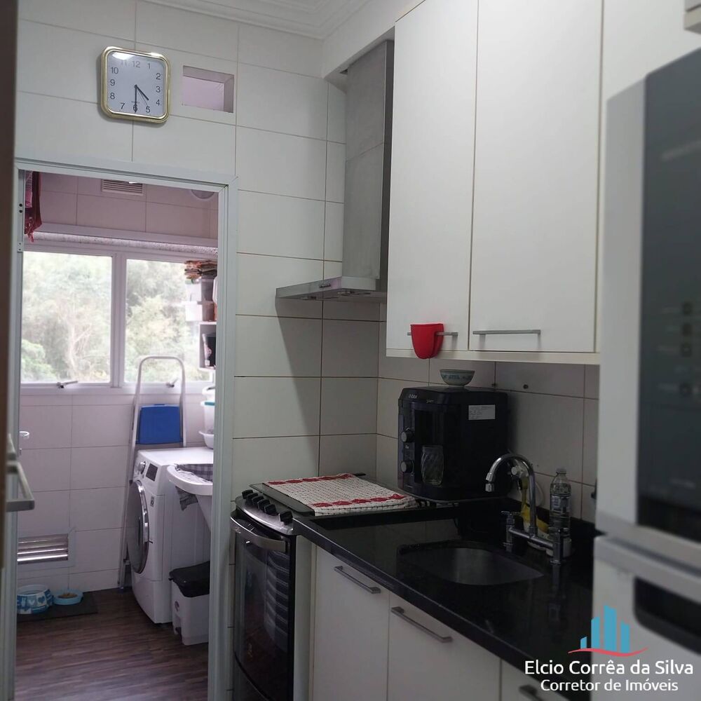 Apartamento à venda com 2 quartos, 77m² - Foto 2
