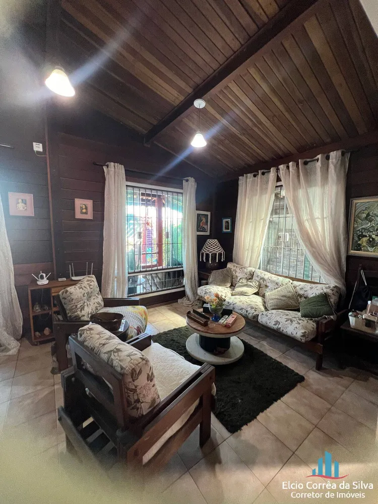 Casa, 3 quartos, 196 m² - Foto 2