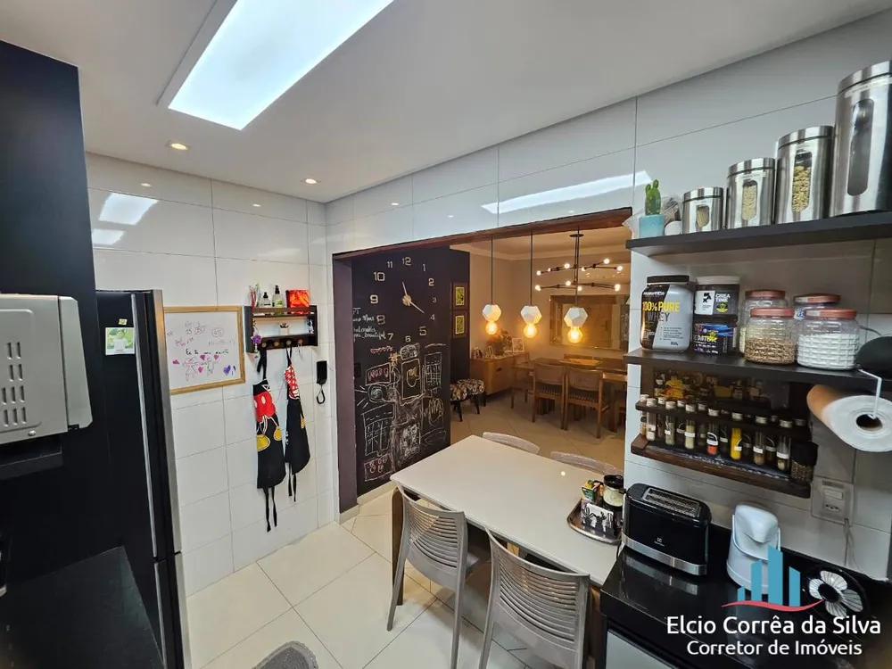Apartamento, 3 quartos, 121 m² - Foto 2