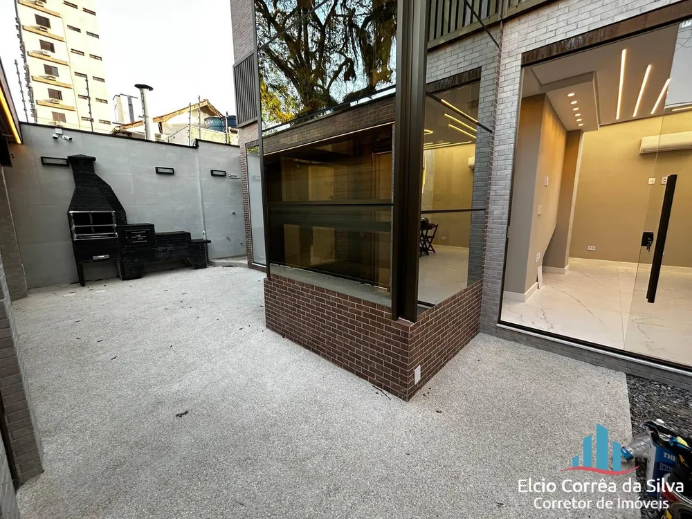 Casa, 5 quartos, 240 m² - Foto 9