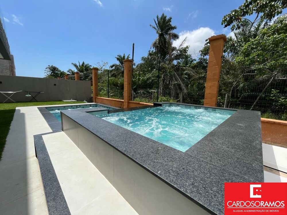 Casa à venda com 4 quartos, 259m² - Foto 2