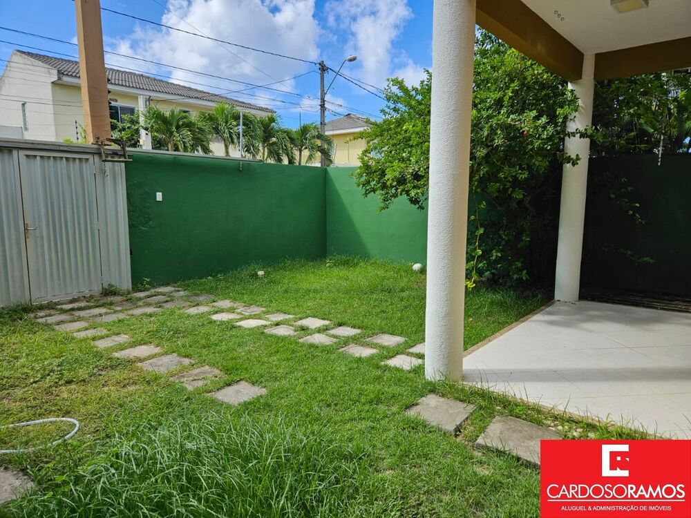 Casa à venda com 2 quartos, 138m² - Foto 3